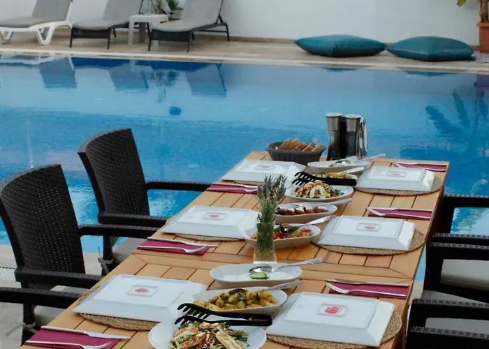 מלון דירות Tufan Boutique &